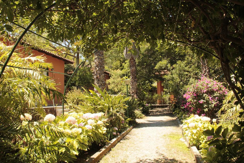 Le Palme Garden San Giorgio (Messina) Exterior foto